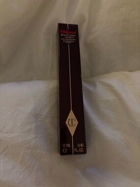 Charlotte Tilbury Beauty Light Wand in Spotlight